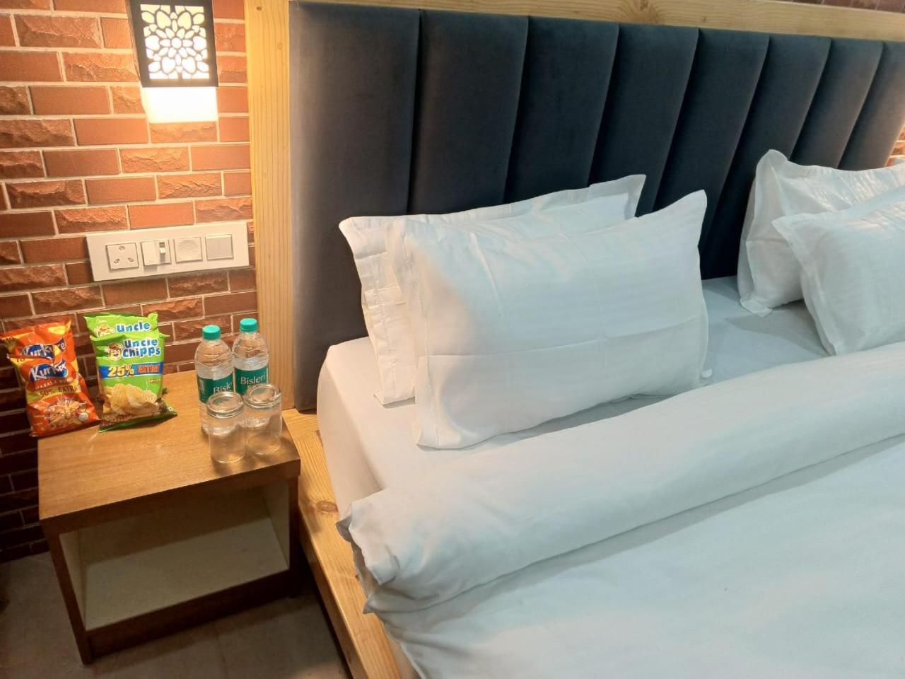 Red Roof Inn Ramnagar  Ngoại thất bức ảnh