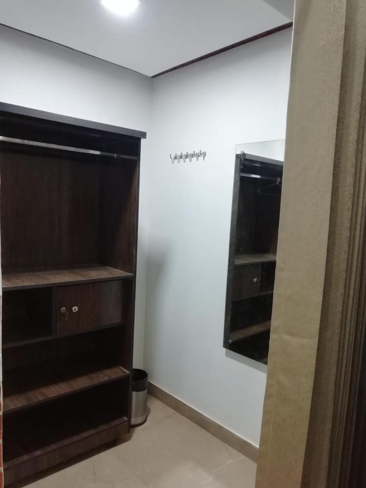 Red Roof Inn Ramnagar  Ngoại thất bức ảnh